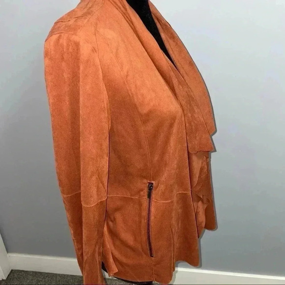 Bagatelle  Blazer - Picture 2 of 6